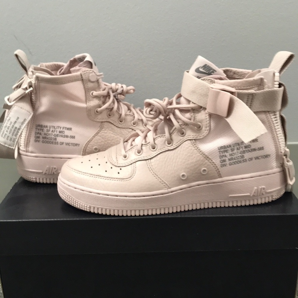 Almost New Pink Nike Air Force 1s